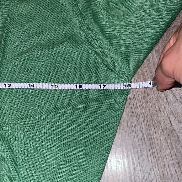 Green Half Sleeve Bolero Shrug Sweater 50s Style with Button Size Small - Picture 2 of 4